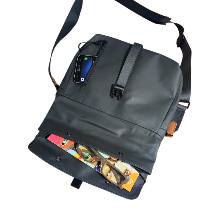 Aunts & Uncles Seki RE Umhängetasche outer space